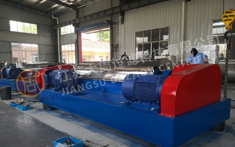 臥式螺旋卸料沉降離心機(jī)的主要特點(diǎn)